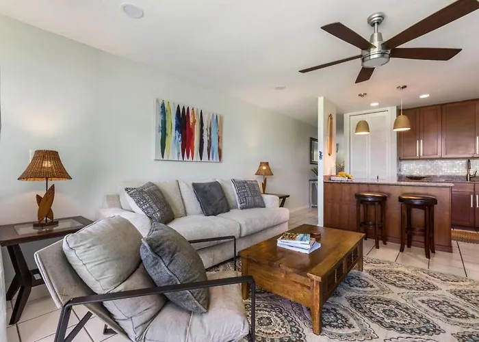 Gorgeous One Bedroom Golf Course Front