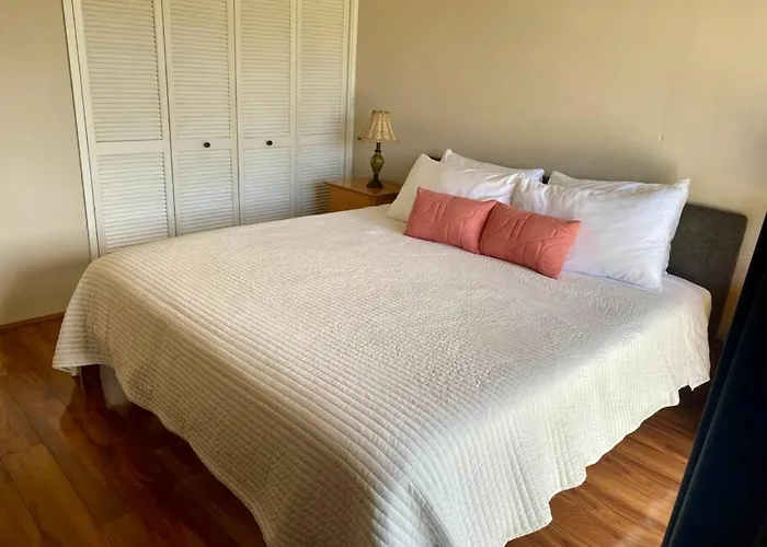 Relaxing Turtle Bay Townhome Near The Beach