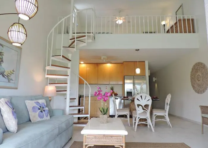 Spacious Townhouse By The Beach